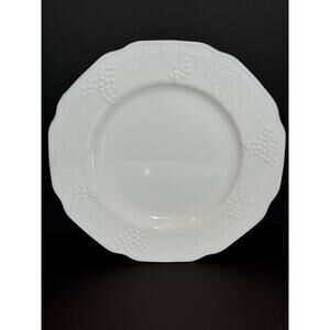 Set of 6 Indiana Glass Colony Harvest Milk Glass Grapes & Leaves Dinner Plates